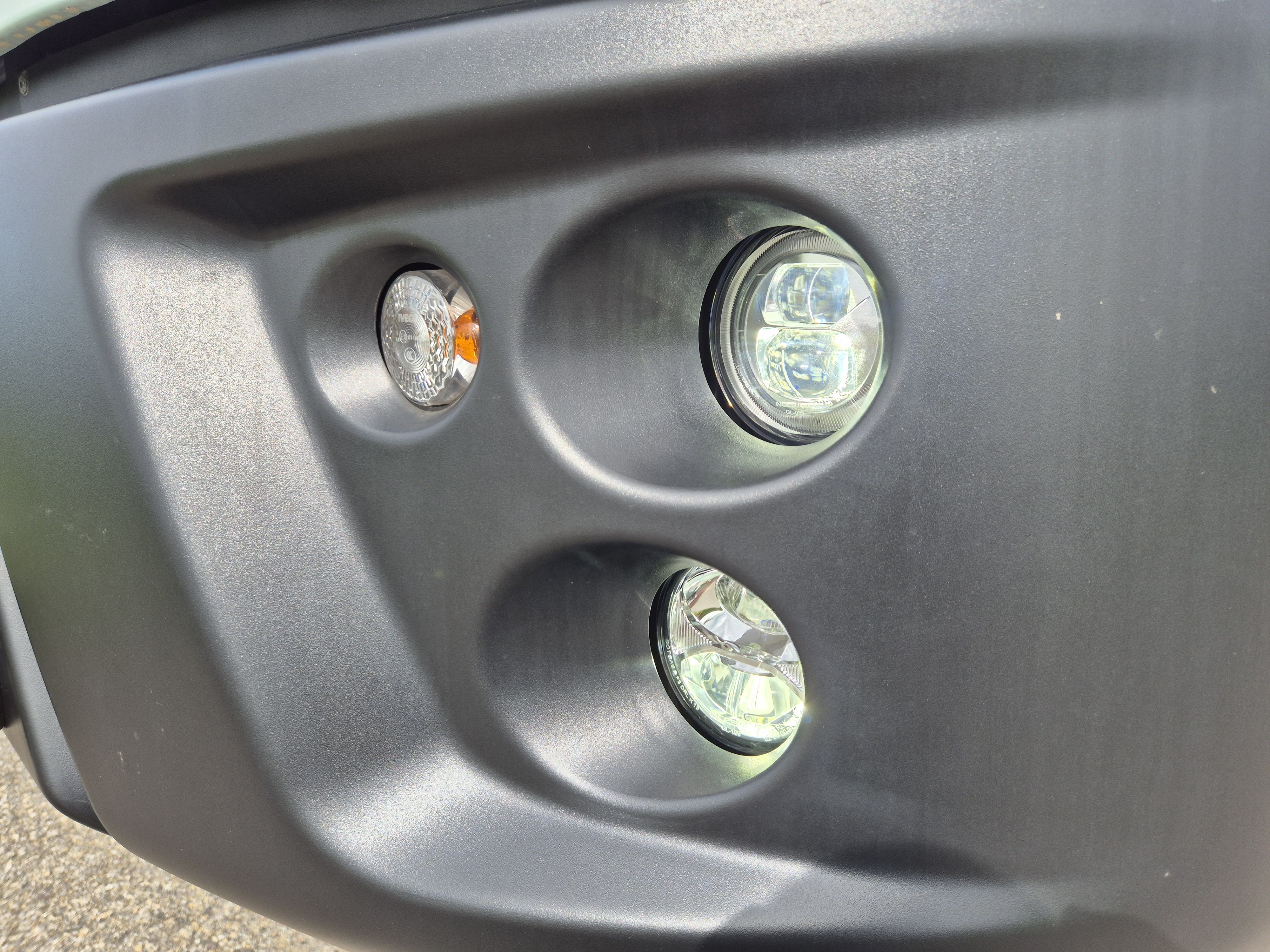 Iveco Daily 4x4 mit LED Abblendlicht und LED Nebelscheinwerfer
